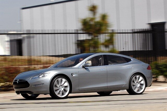 Названы цены Tesla Model S для Европы