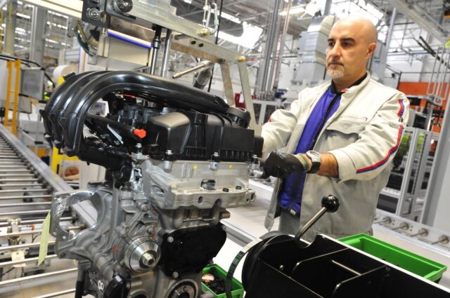 Новые-двигатели-PSA-Peugeot-Citroen