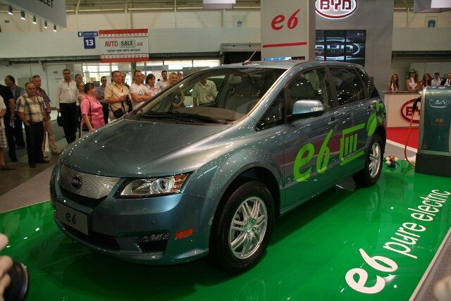BYD и Hertz откроют в Китае прокат электромобилей