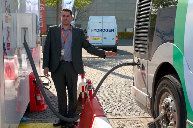 Hannover Messe 2012. Автобус на водородных топливных элементах.