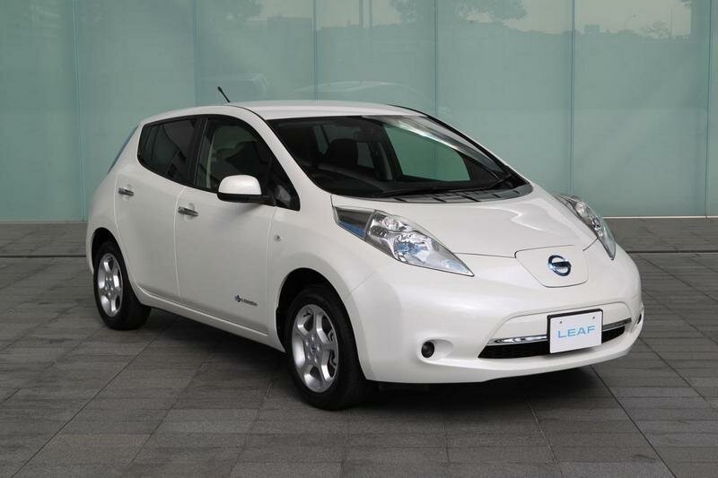 Nissan выпустит четыре электромобиля, включая европейскую версию Leaf