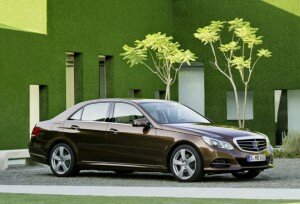 Mercedes-Benz E-class стал экономичнее
